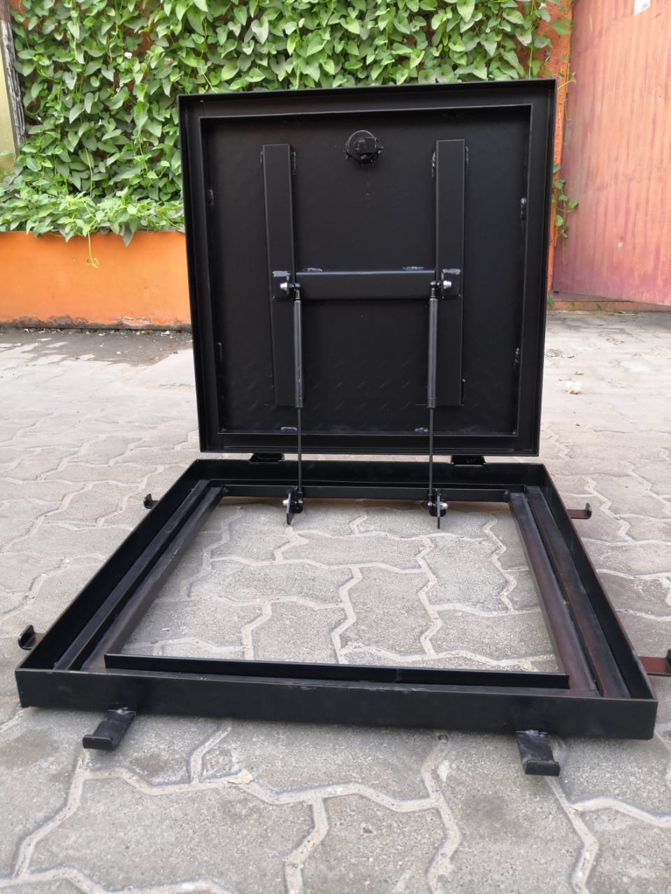 GI Access Cover