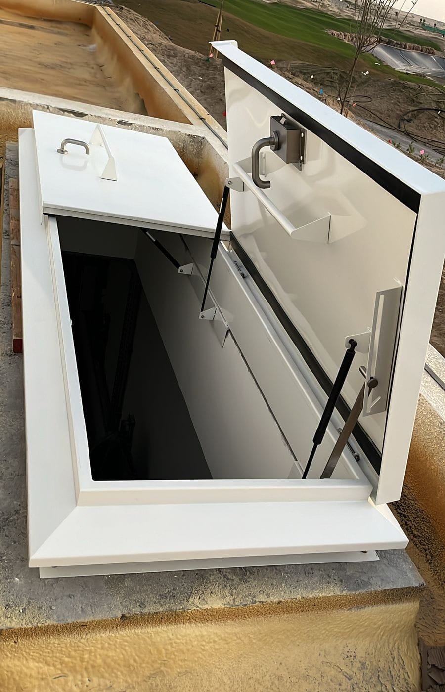 Multi Opening Roof Hatch Cover