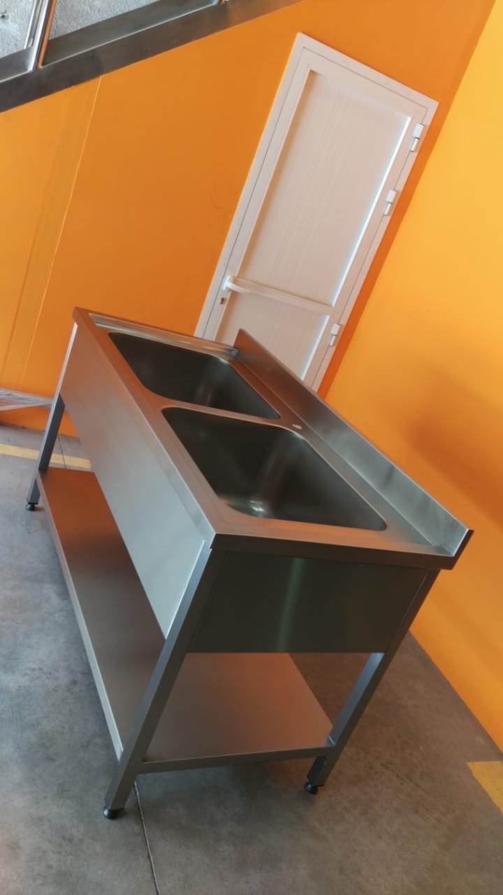 SS Double Bowl Sink