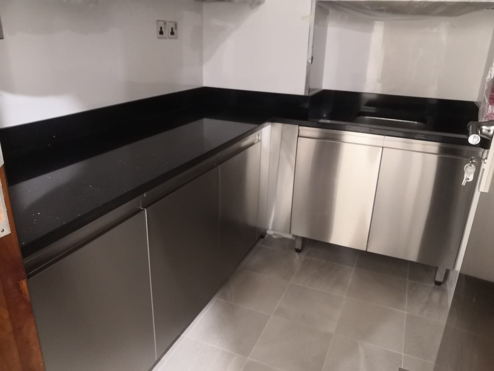 Granite Top Marble Unit