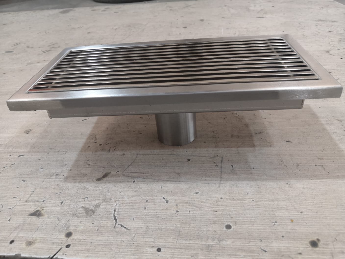 Channel with Heel Guard 2