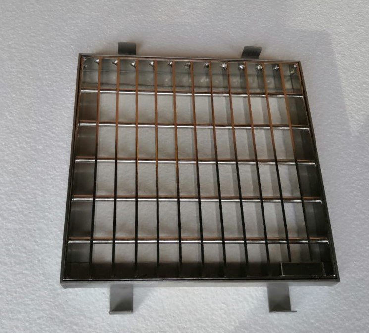 SS Ladder Type Grating - Copy