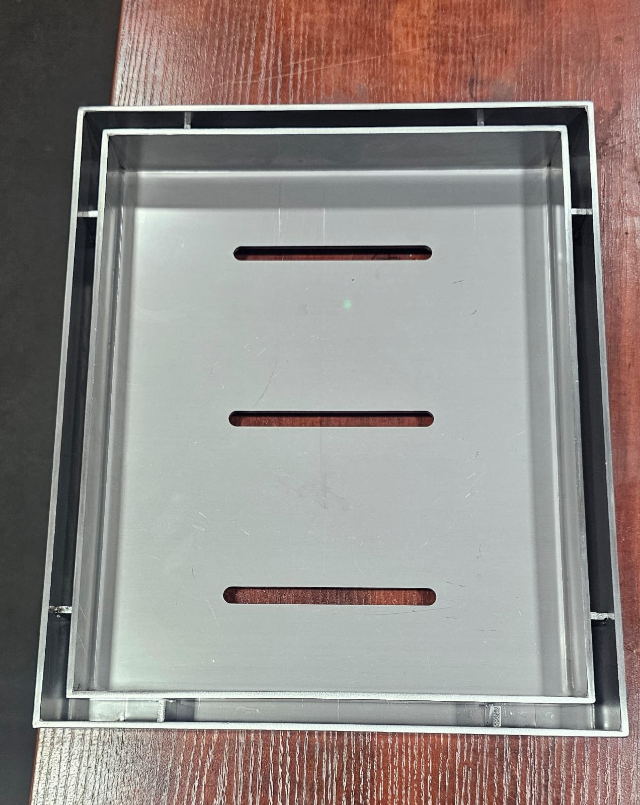 Recessed Slotted Top